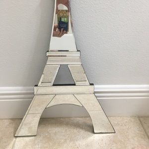Eiffel Tower shaped mirror